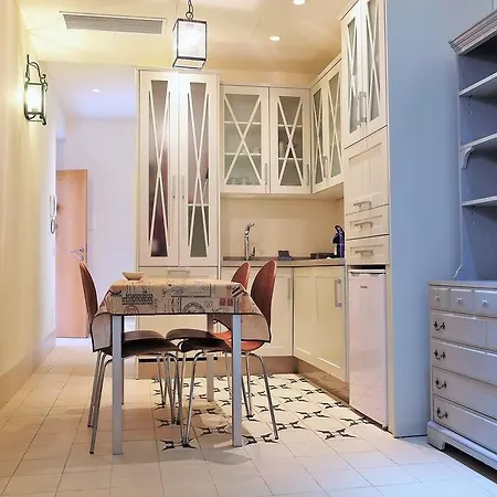 Daire Apartasuites Alberca Deluxe Cordoba