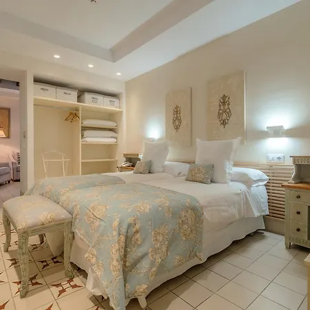 Daire Apartasuites Alberca Deluxe