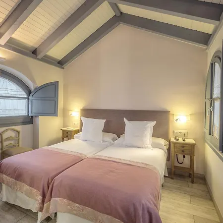 Apartasuites Alberca Deluxe Daire *